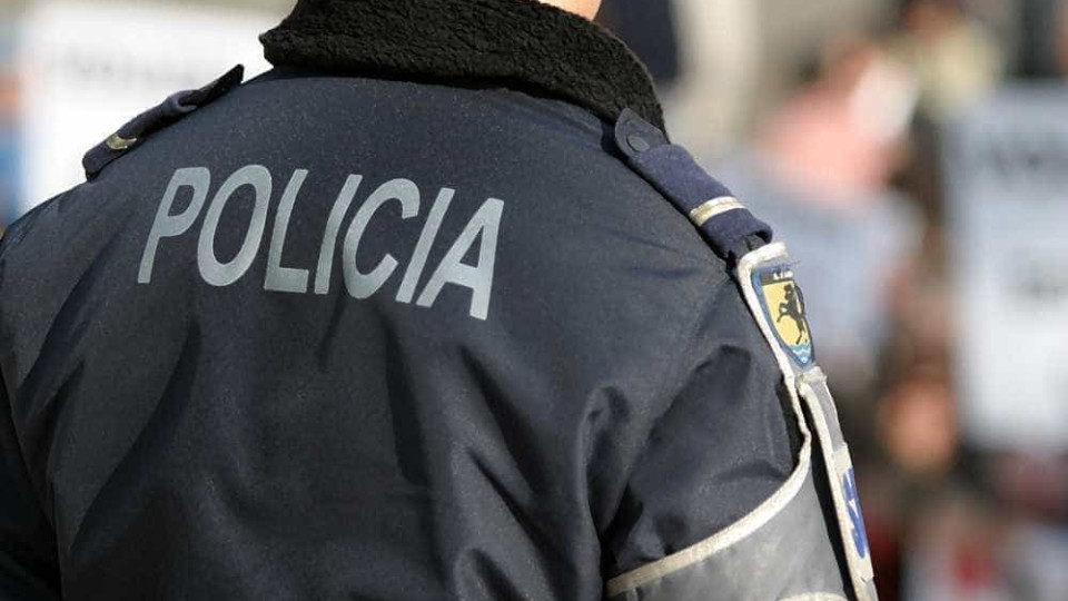 Policia