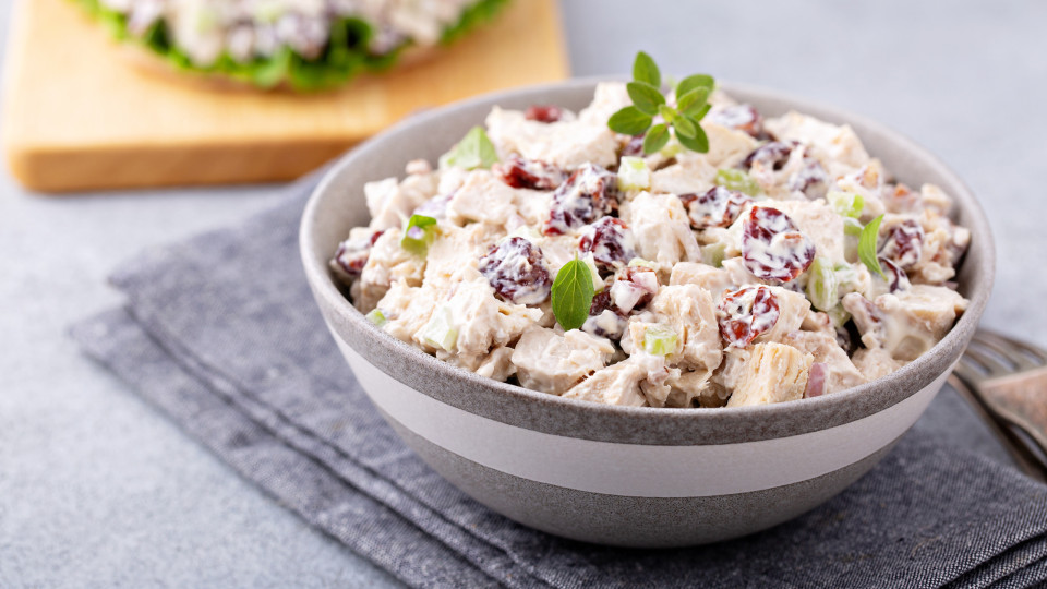 salada frango