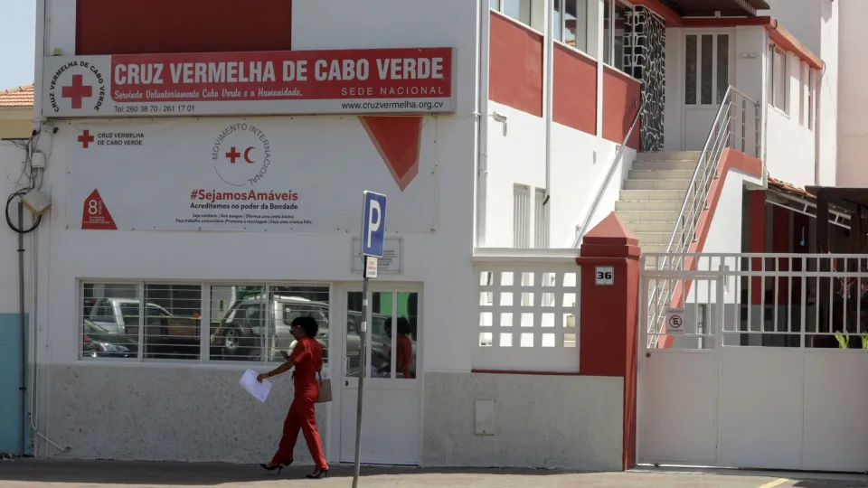 cruz vermelha