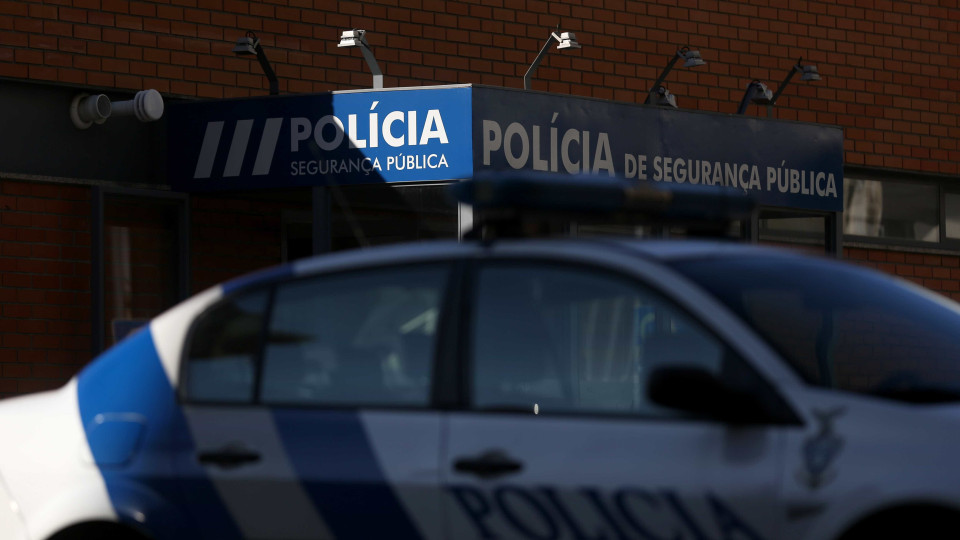 Policia