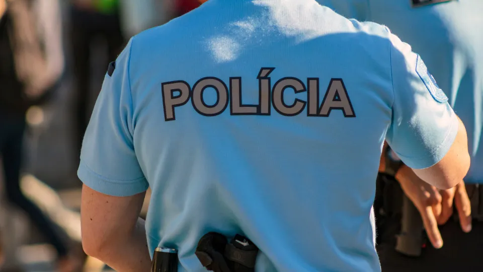 Policia